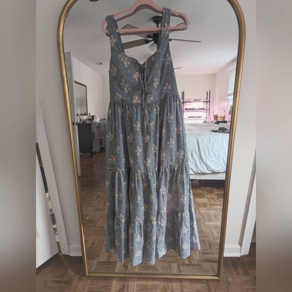 Christy dawn Adele - Picture 2 of 3